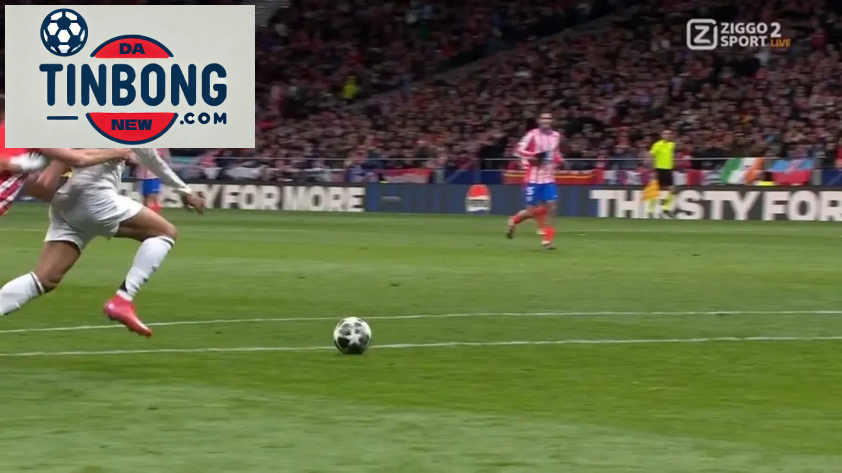 Mbappe đột phá mang về quả phạt đền cho Real ở phút 70.