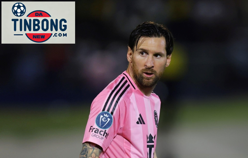 Messi đang gặp vấn đề về thể trạng ở tuổi 37 (Ảnh: Getty).