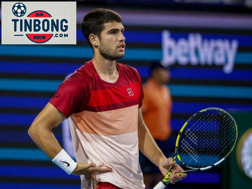 Carlos Alcaraz gây thất vọng lớn ở Miami Open 2025 (Ảnh: Getty)